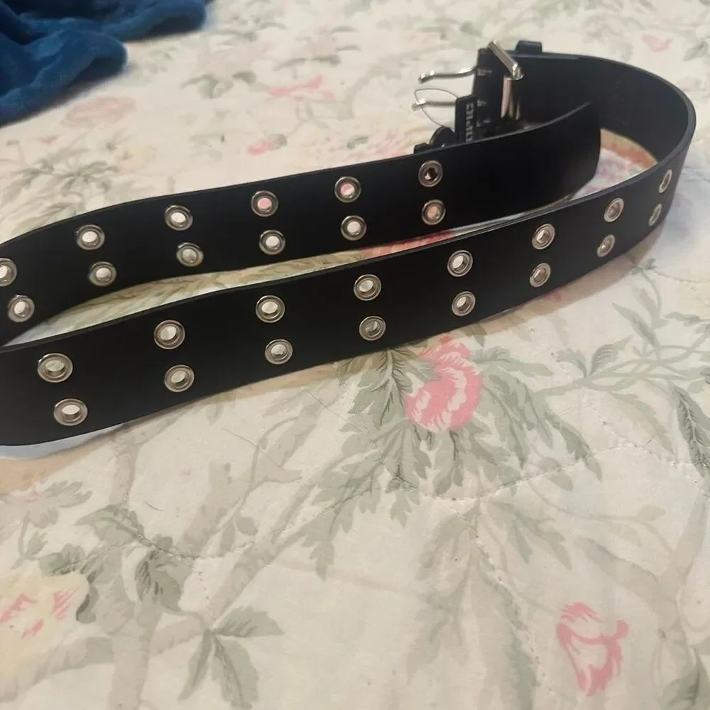 Hot-topic Women's Black Belt